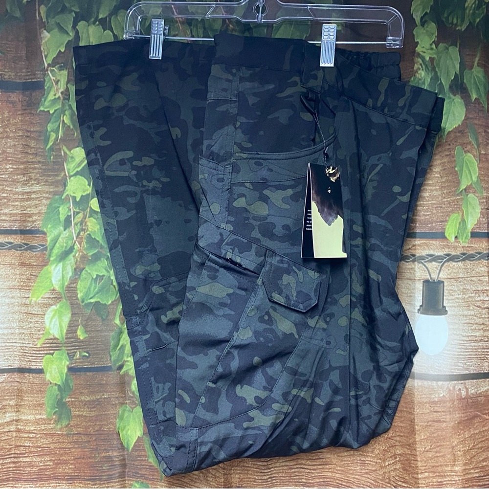 🆕 Mens tactical/cargo pants